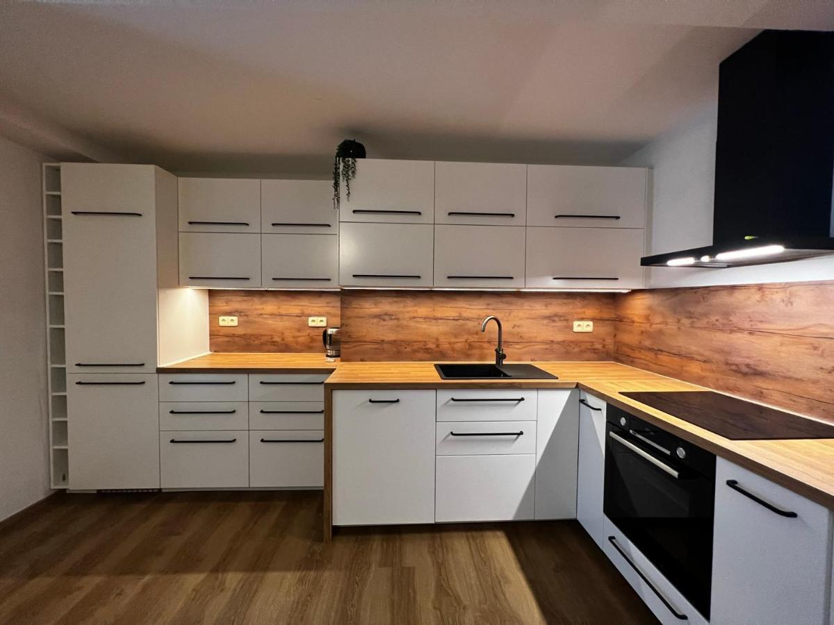 Apartment Spa And Fontain פודבראדי מראה חיצוני תמונה